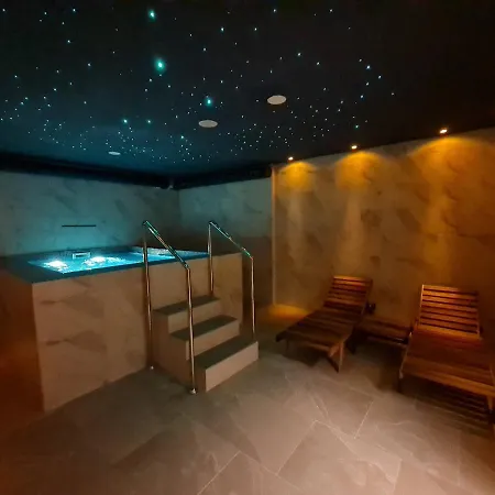 Hotel Wellness&spa Astorya 4*